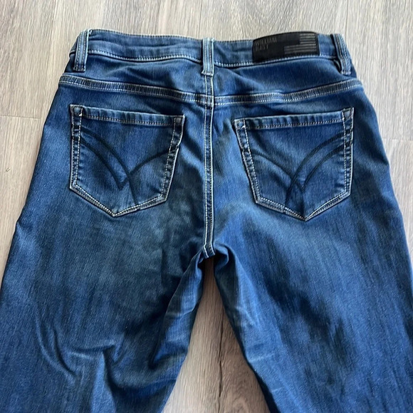 William rast slim leg jeans  size 4 - Picture 13 of 14